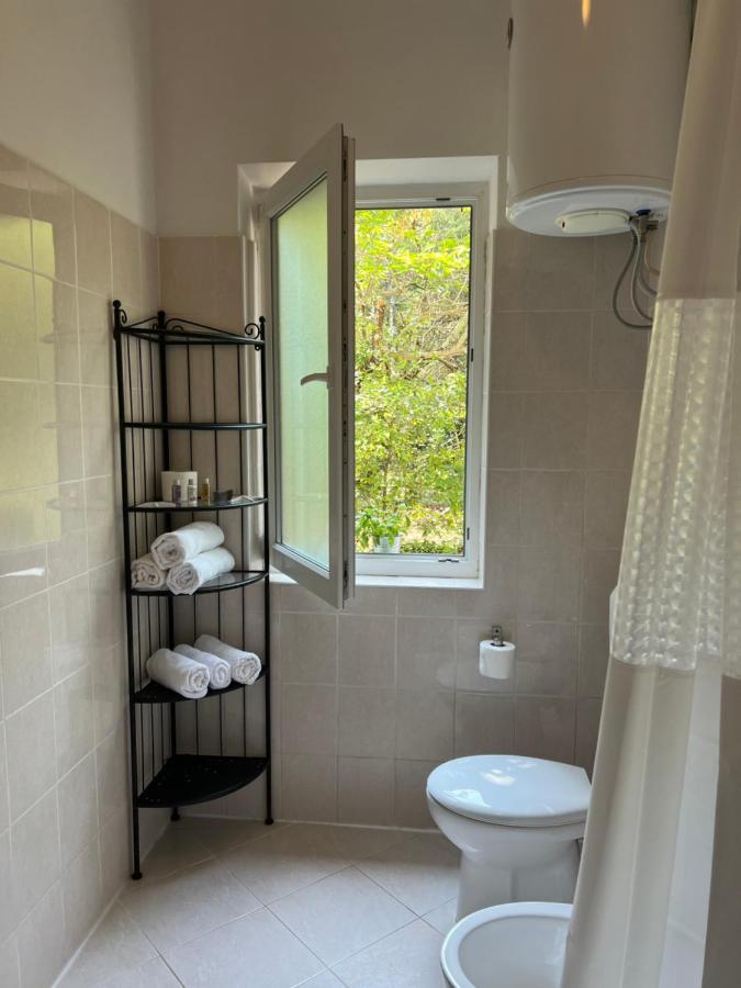 Villa Claudia Beach Apartment Premantura Exteriör bild